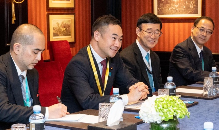 عبدالله بن أحمد: البحرين وجهة مثالية للاستثمارات النوعية الجديدة