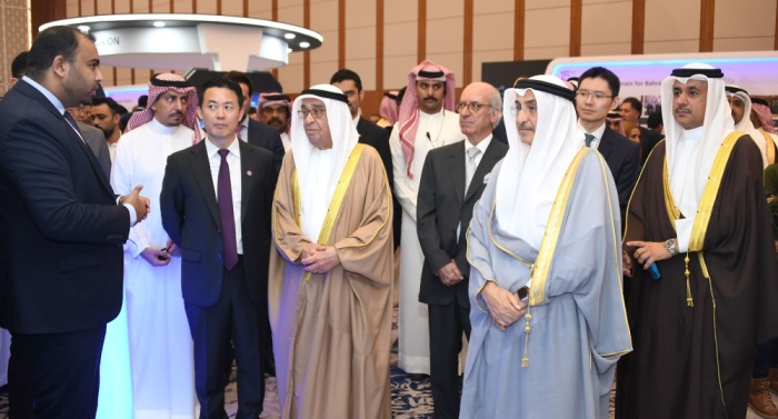 محمد بن مبارك: البحرين مهتمة بالتحول التقني والرقمي