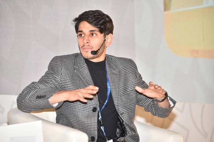 عمر فاروق: لنبادر كمجتمع ونكف عن "المعاندة والتحلطم"