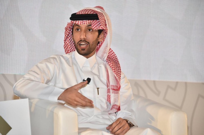 عمر فاروق: لنبادر كمجتمع ونكف عن "المعاندة والتحلطم"