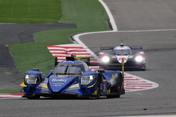 سباق بابكو البحرين للتحمل 8 ساعات يضيء سماء حلبة البحرين الدولية