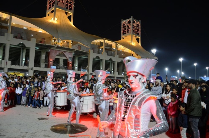 انطلاق مهرجان العيد الوطني في حلبة البحرين الدولية
