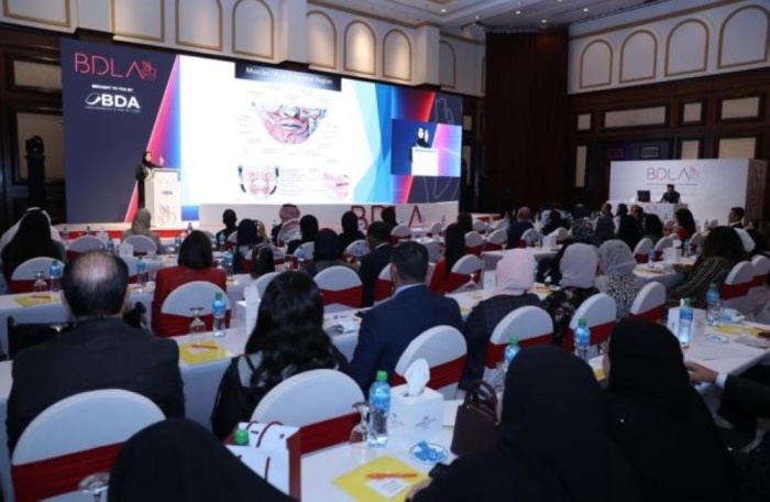 أخصائيون يحذرون من استخدام أجهزة ومستحضرات التجميل غير المرخصة