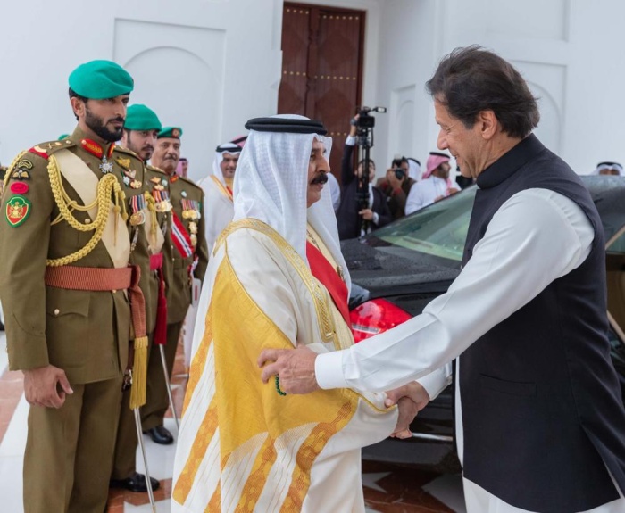 الملك: مؤسسو الدولة البحرينية مهدوا درب نهضتنا فأصبح الوطن حراً شامخاً