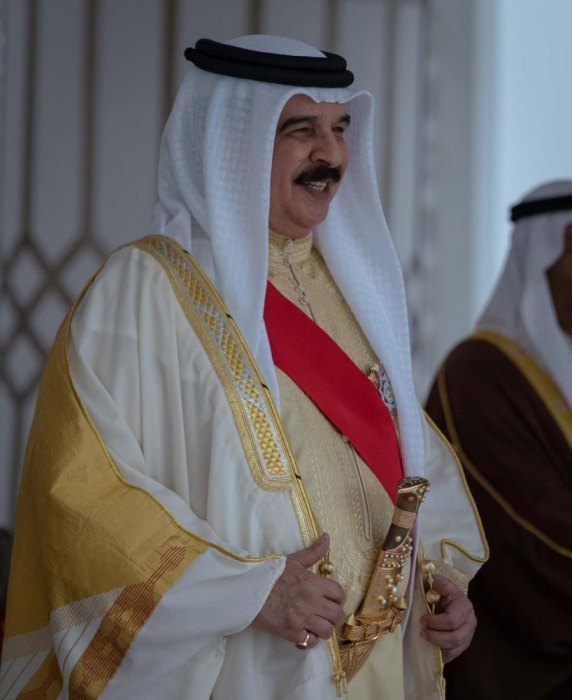 الملك: مؤسسو الدولة البحرينية مهدوا درب نهضتنا فأصبح الوطن حراً شامخاً