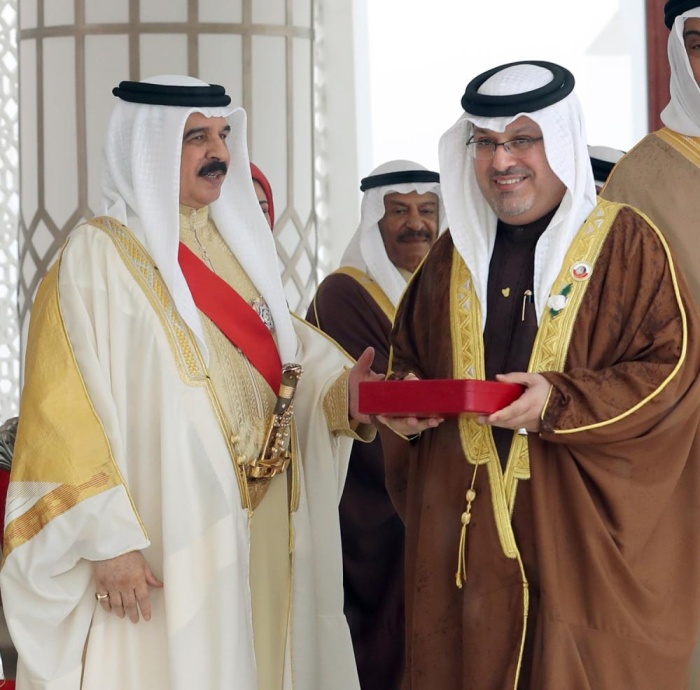 الملك: مؤسسو الدولة البحرينية مهدوا درب نهضتنا فأصبح الوطن حراً شامخاً