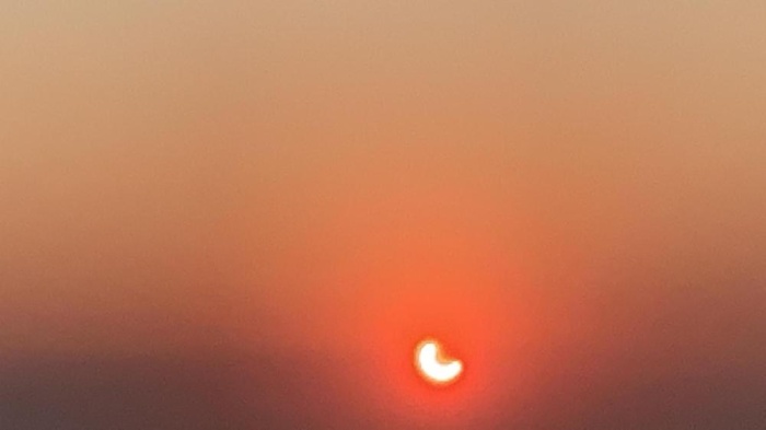 البحرين تودع آخر خميس في 2019 بالكسوف الحلقي