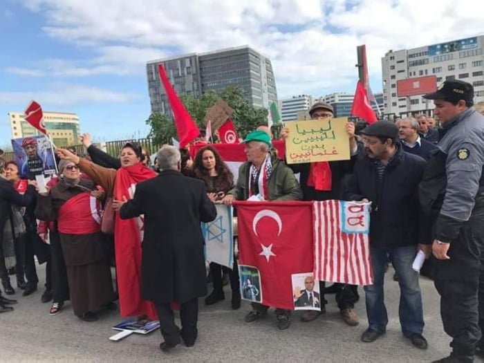 "ليبيا لليبيين دون عثمانيين".. احتجاجات ضد أردوغان في تونس