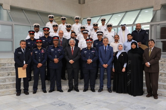 حمزة يكرّم إدارة الدفاع المدني لتعاونها المستمر مع "الجامعة"