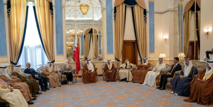 ولي العهد: مواصلة تسخير الإمكانيات لدعم مسيرة التقدم بروح فريق البحرين الواحد