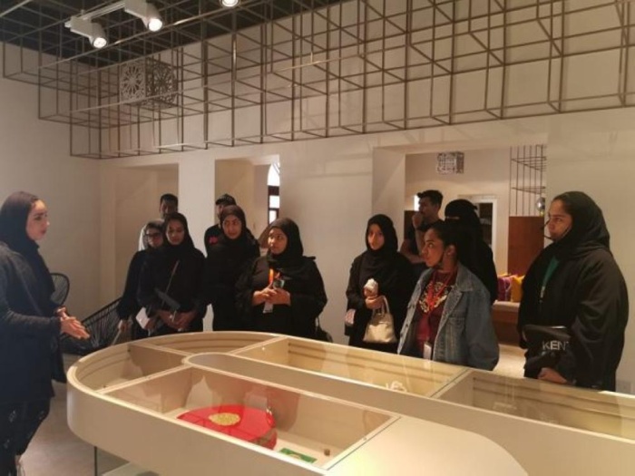 "البحرين للتدريب" ينظم زيارة ميدانية إلى باب البحرين