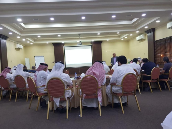 "خيرية الإصلاح" تنظم دورة "هندسة التواصل الفعالة"