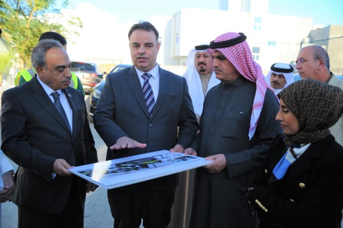 تنفيذاً لتوجيهات ولي العهد.. إعادة إنشاء شارع ريا في المحرق