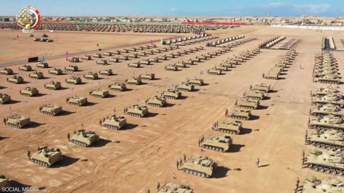 بالذخيرة الحية.. الجيش المصري ينشر فيديو لـ "قادر 2020"