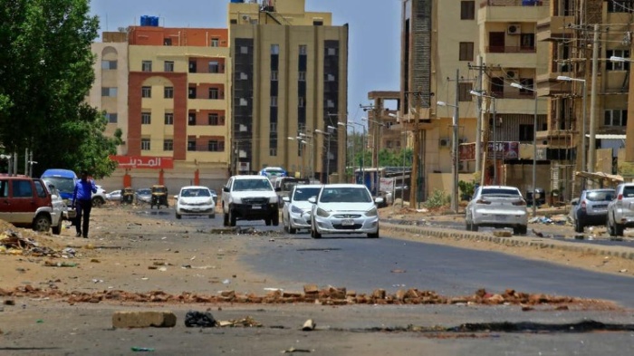 الخرطوم.. إطلاق نار بمقر استخباراتي وإغلاق المجال الجوي