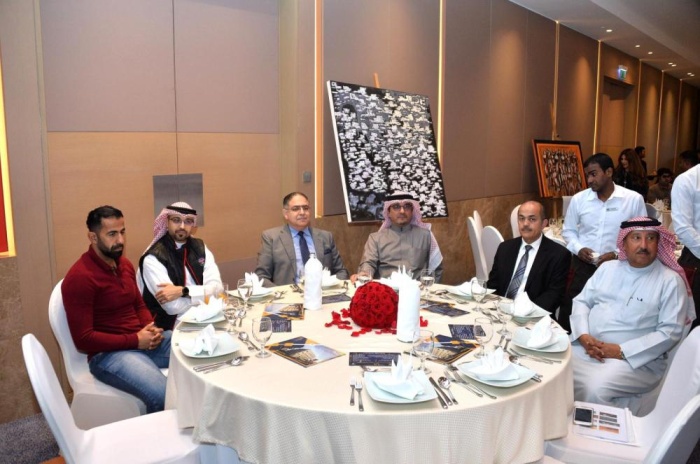 بيع لوحات فنية للموسوي وفخرو بـ1100 دينار في مزاد مركز عالية