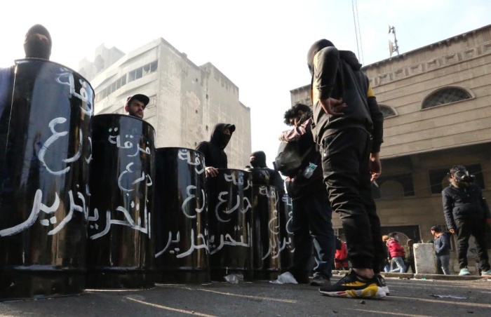 متظاهرو العراق: مقتدى الصدر غدر بنا