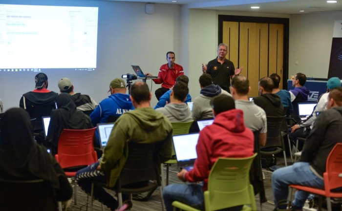 تنظمها "الأولمبية".. انطلاق دورة التحليل الحركي بمشاركة 35 دارساً