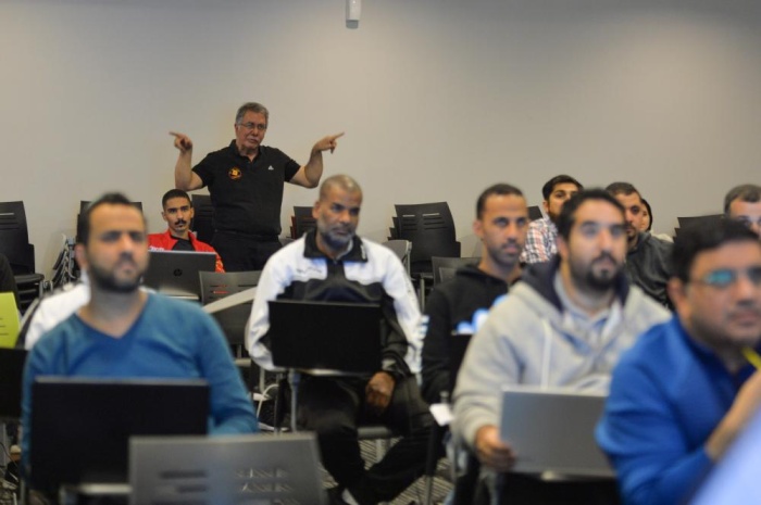 تنظمها "الأولمبية".. انطلاق دورة التحليل الحركي بمشاركة 35 دارساً