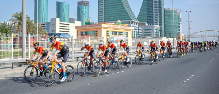 مرحلة جديدة لأكاديمية البحرين للدراجات الهوائية بعد فعالية "جولة مع الفريق"