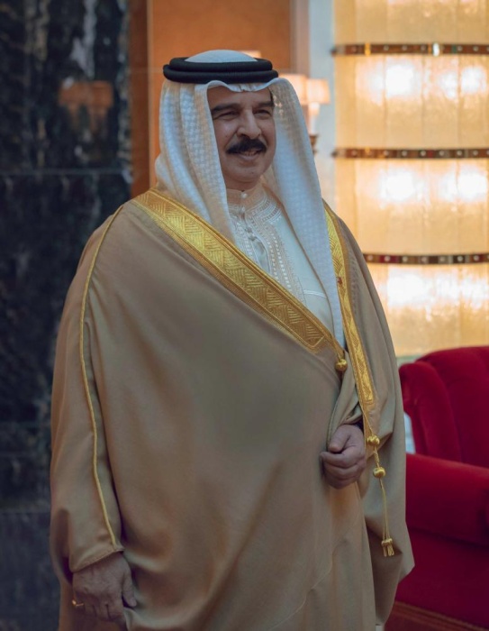 الملك: نقدر ما يبذله منتسبو قوة الدفاع لأمن المواطنين بكل كفاءة وبروح وطنية ثابتة