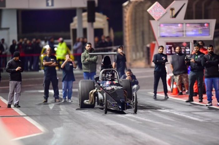 144 سيارة ودراجة نارية في الجولة الرابعة من بطولة البحرين لسباقات "الدراغ"