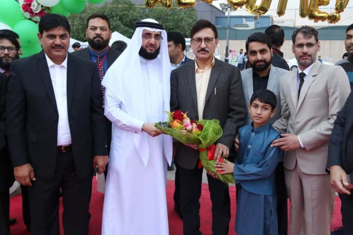 المدرسة الباكستانية تحتفل بتخريج الفوج الثاني للعام الدراسي 2019/2018