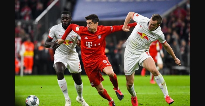 مورينهو يظهر في أليانز أرينا..!
ليفركوزن يقهر دورتموند ..وفرانكفورت يقسو على أوغسبورغ