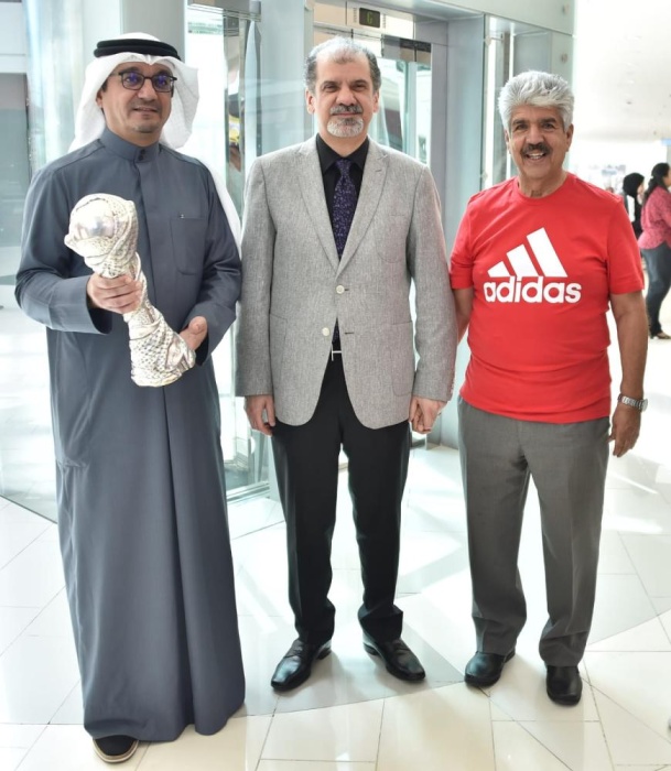 مجمع السيف يحتفل بيوم البحرين الرياضي بمشاركة "المنتخب" و"الخيرية الملكية"