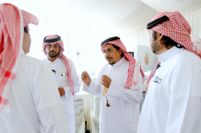 صقارو الإمارات يتألقون في بطولة ناصر بن حمد الدولية