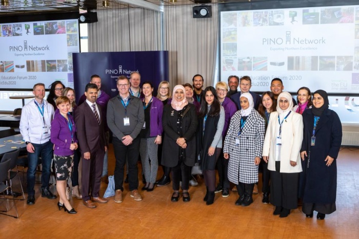 د.المضحكي تعرض مشروعات البحرين التعليمية في فنلندا