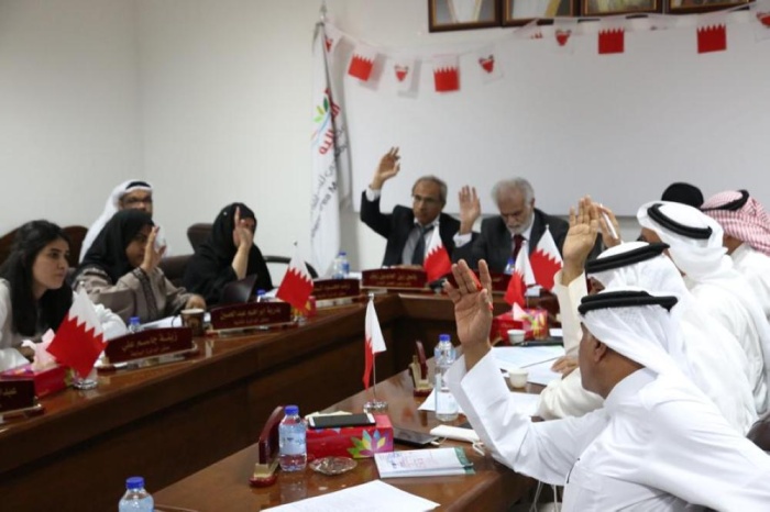 القبيسي يقترح إنشاء مسبح أولمبي في "الشمالية"