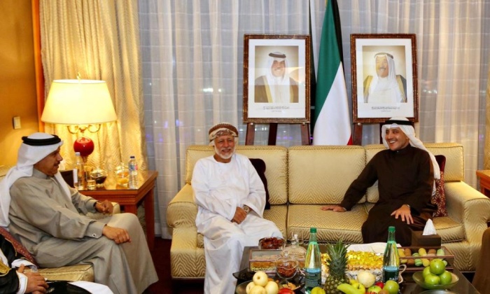 وزير الخارجية يلتقي في القاهرة نظيريه العماني والكويتي