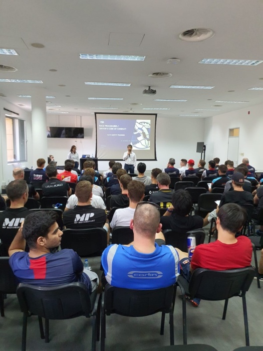 "اتحاد السيارات" يحتضن اجتماع سباقات الـ Formula 2 & 3