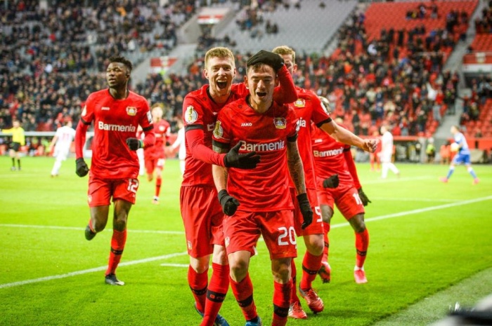 البافــ120ــــاري يبتعد بالصدارة ..ودورتموند يتكفل بالمطاردة
تألق ليفركوزن مستمر .. ولايبزيج ينزف مجدداً