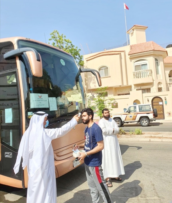 المسلماني: تسهيل عودة البحرينيين في مكة والمدينة المنورة وجدة والطائف