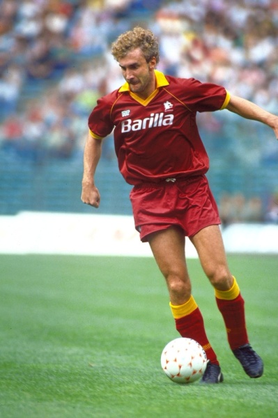 من هم أفضل المحترفين الألمان في تاريخ الكالتشيو؟