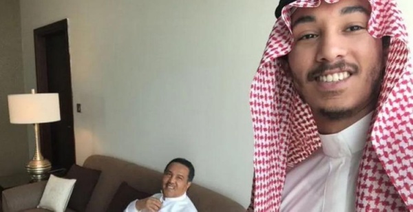 نجل محمد عبده يغني في عمل وطني