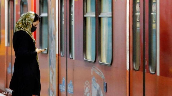 اندلاع حريق في محطة للمترو بطهران