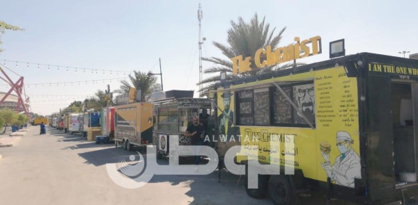 بالصور والتفاصيل.. الـ"food truck" تنتقل إلى موقعها الجديد قرب استاد البحرين