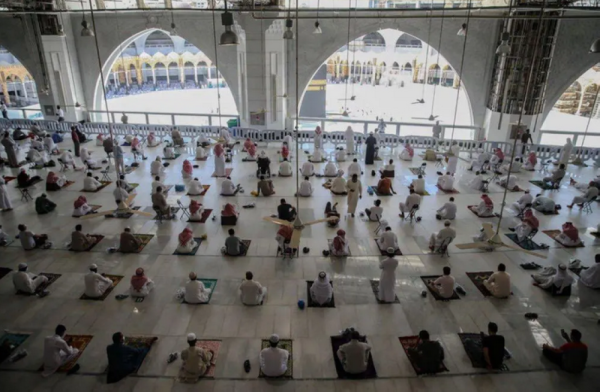 للقادمين من خارج السعودية.. انطلاق المرحلة الثالثة لأداء العمرة