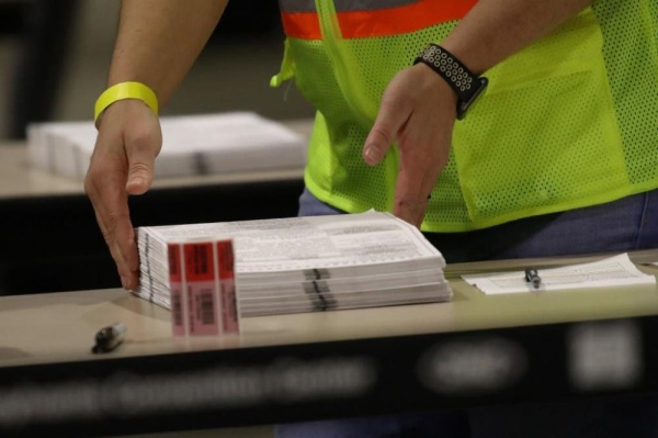 ولايات ميشيغن وبنسلفانيا وجورجيا: النتائج ستتأخر