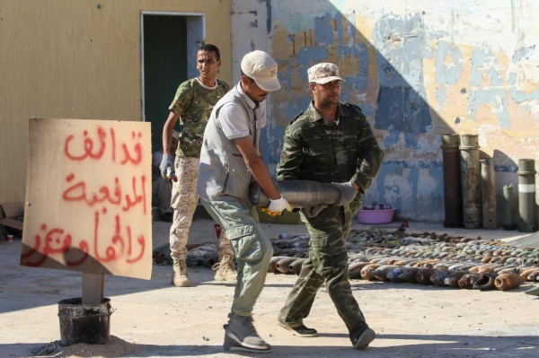 قرقاش: إيران وتركيا أصبحتا متشابهتين