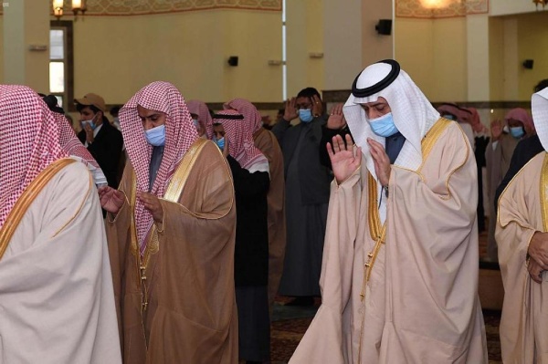 بالصور .. السعودية تصلي الاستسقاء