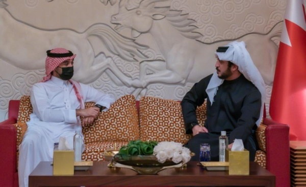 خالد بن حمد: البحرين والسعودية قلبان في جسد واحد