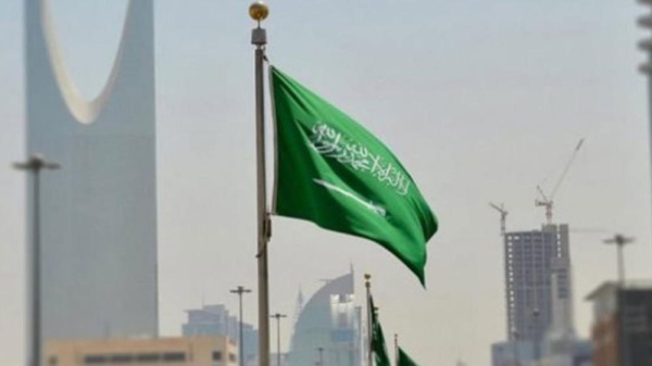 السعودية السماح للمواطنين بالسفر إلى خارج المملكة والعودة إليها ابتداء من الأربعاء 31 مارس صحيفة الوطن