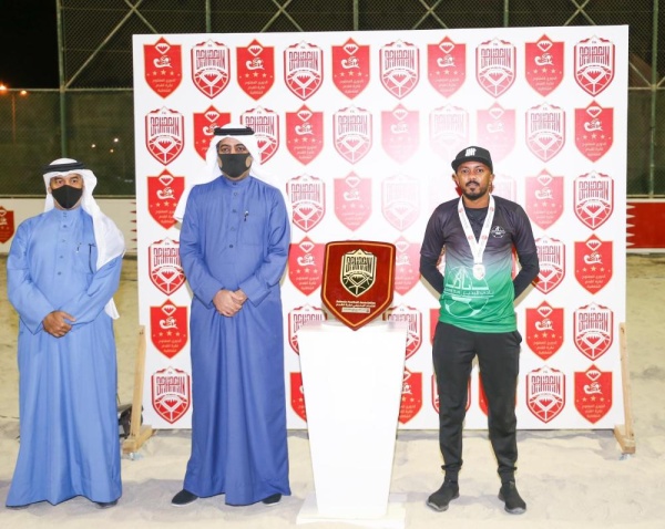 الرميثي يُتوّج البديع بالدرع.. وسوبر سوكر بالوصافة.. والخلايفة بكأس الهداف