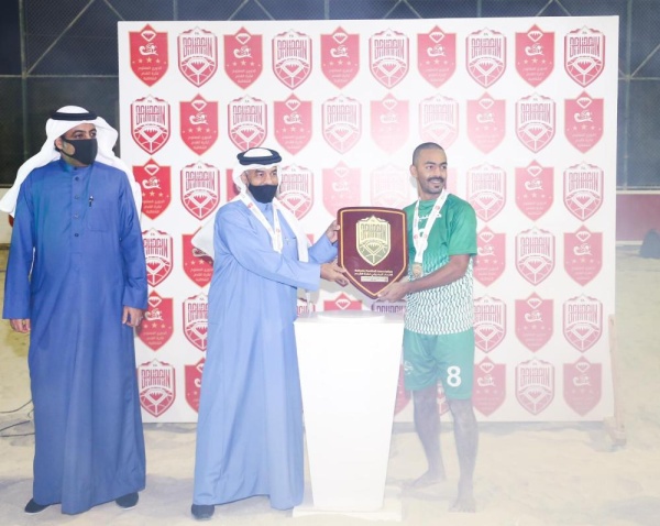 الرميثي يُتوّج البديع بالدرع.. وسوبر سوكر بالوصافة.. والخلايفة بكأس الهداف