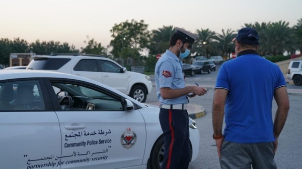 بالصور.. 43834 مخالفة عدم لبس الكمامة في البحرين