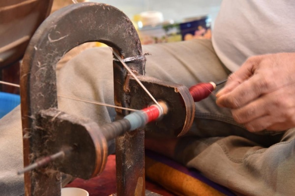 الجمري: لا دعم لأصحاب مهنة النسيج